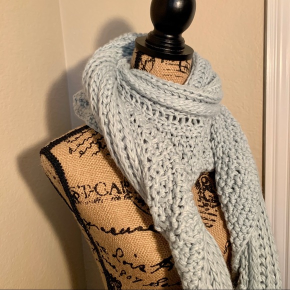 CHARTER CLUB : Boho Mint Ruffle-Knit Boa Scarf NWOT - Picture 3 of 5